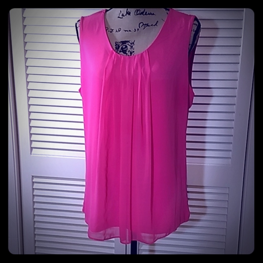 New York & Co Sleeveless Blouse